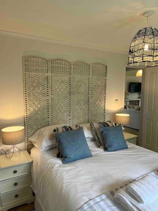 Waterside Lodge, Weybourne, Holt
