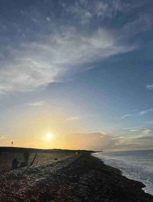 Waterside Lodge, Weybourne, Holt