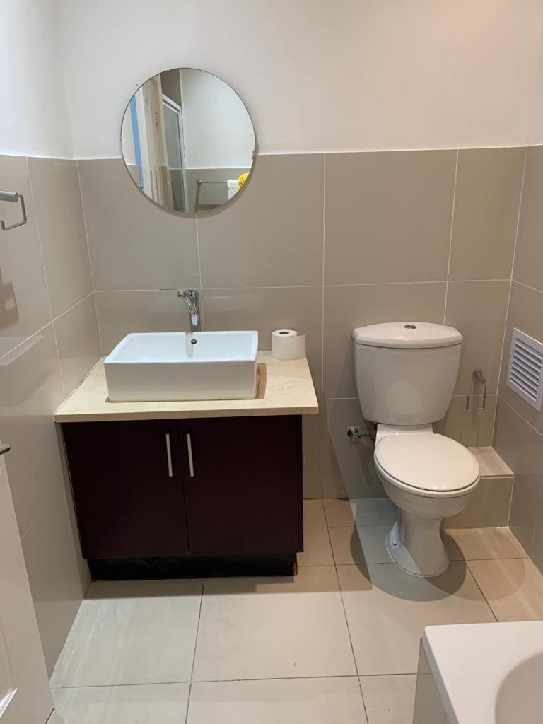 Penthouse at the Pearl of Hout bay view 4