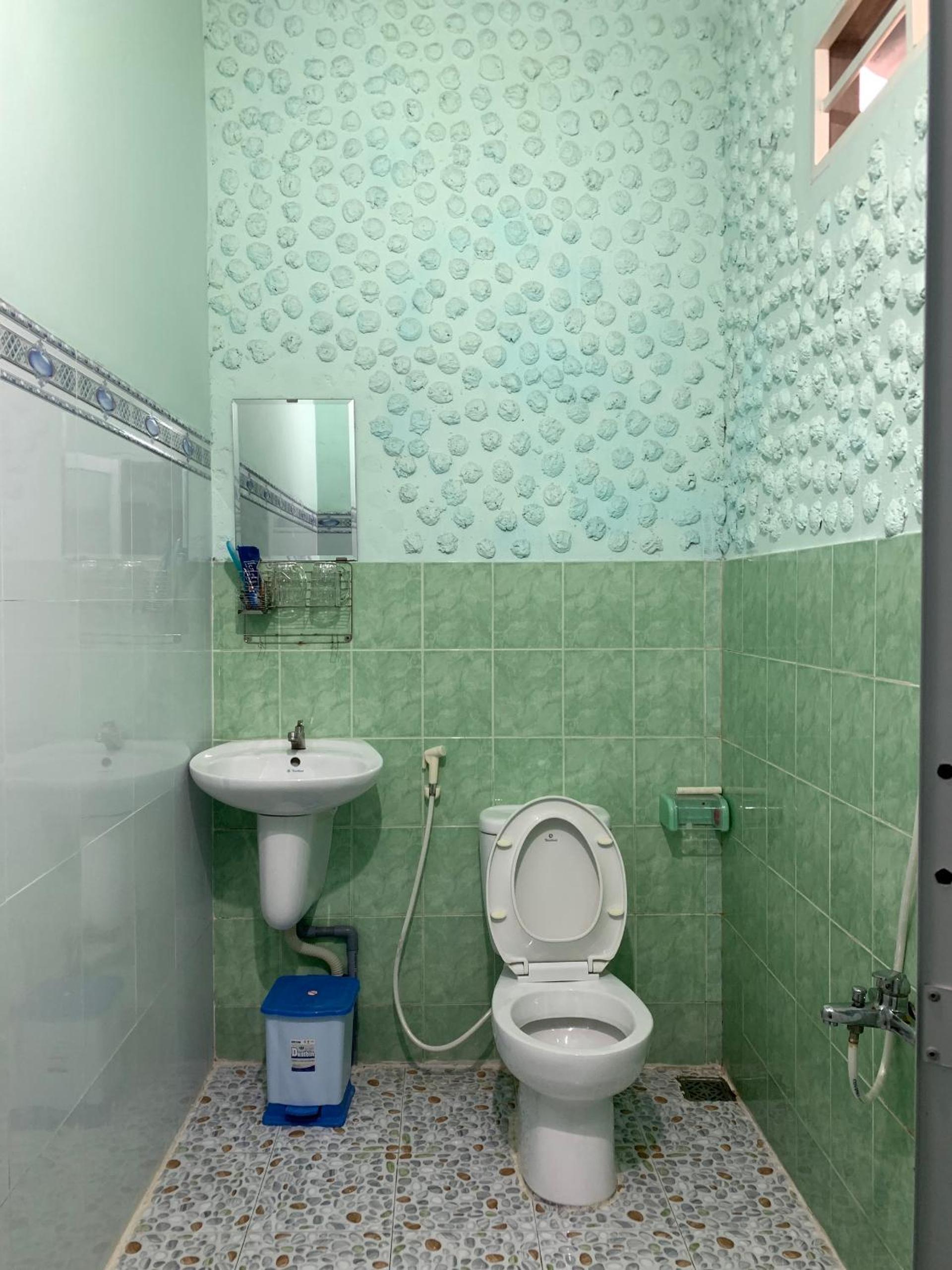 Photo 12