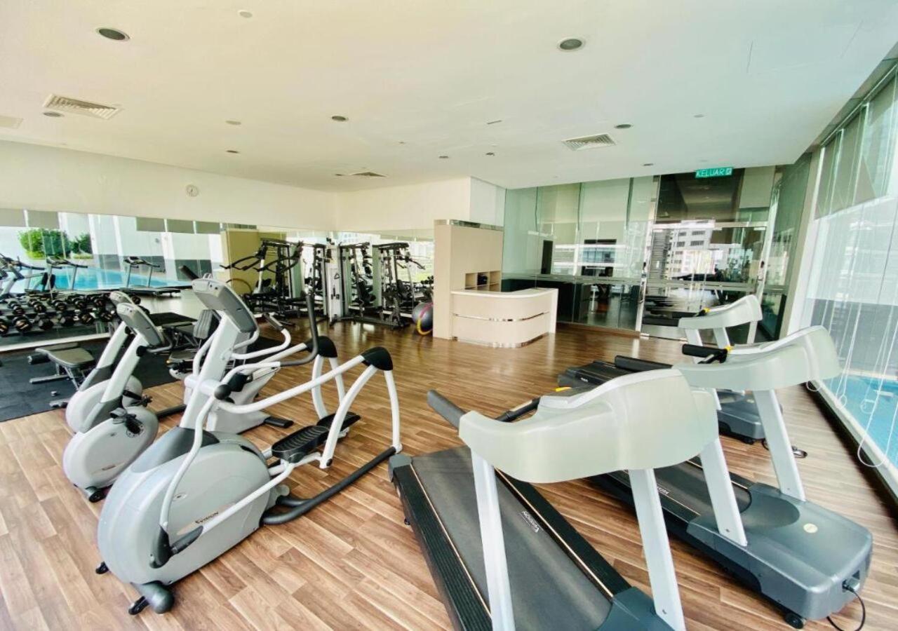 Starlight Penthouse 6-12Pax, 600m to Pavilion KL by Verano