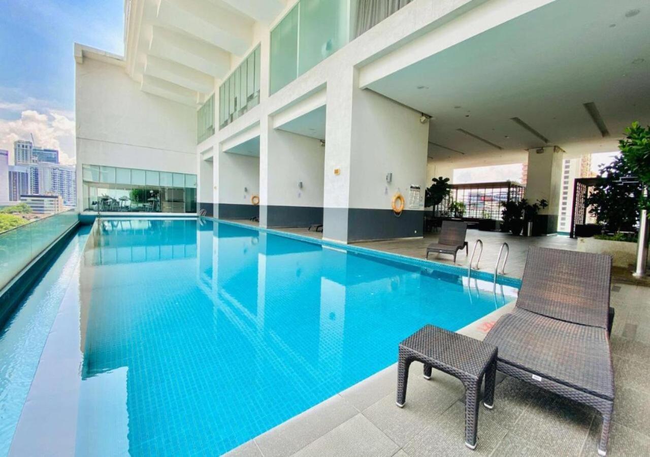 10Pax Penthouse - Ultimate Urban Experience at Changkat by Verano