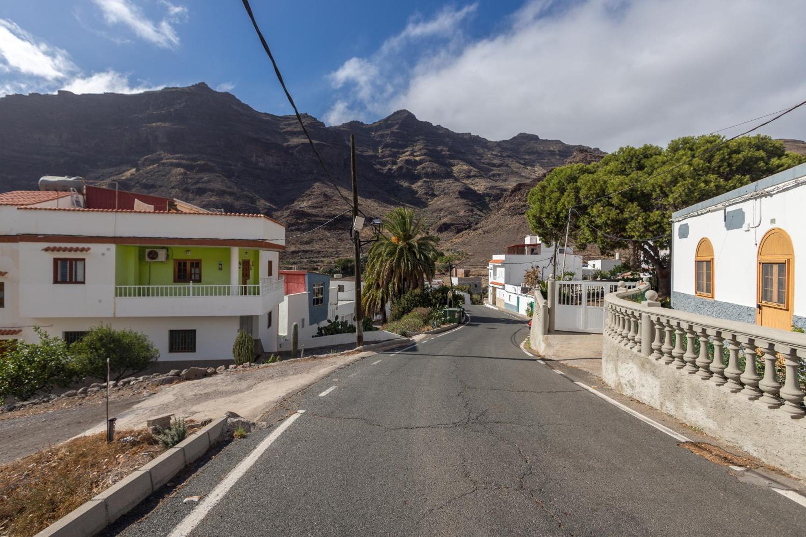GuestReady - Gadi House Tasarte view 5