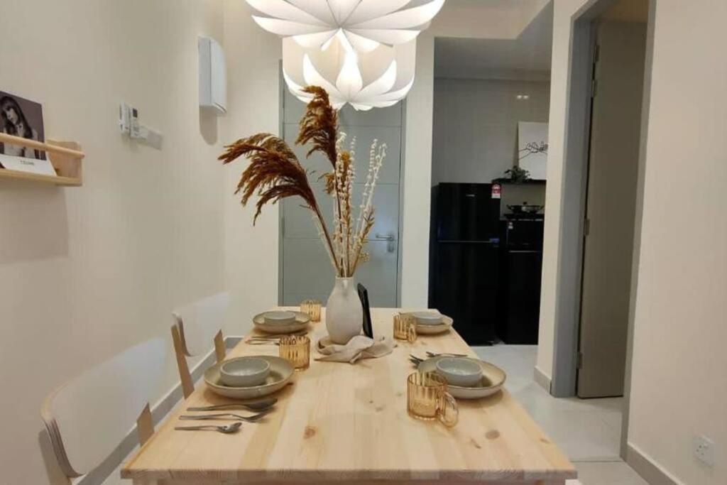 Sky Heaven Design 3 Pax, 5 Min to DesaPark City