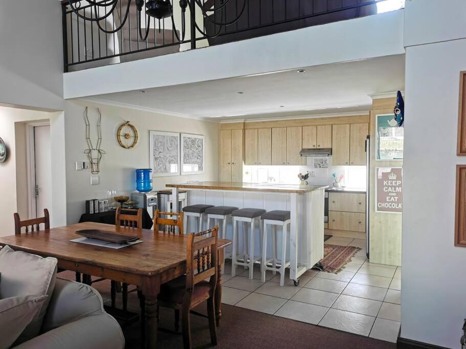 Jbay Marina Holiday Home view 4