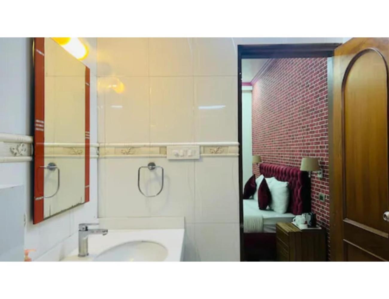Awadh Inn ,Lucknow view 3