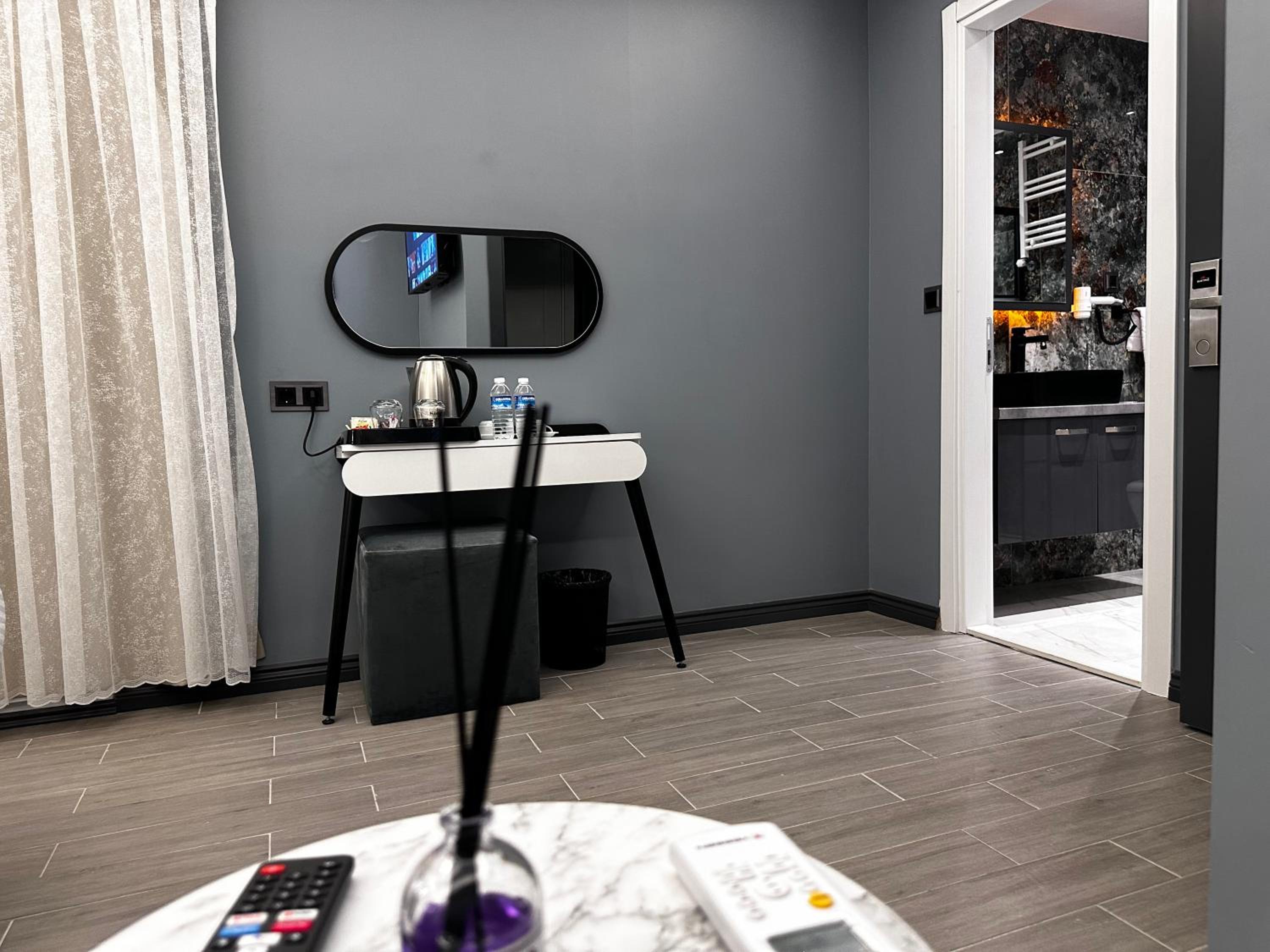 Blue Moonrise Otel - Image 13