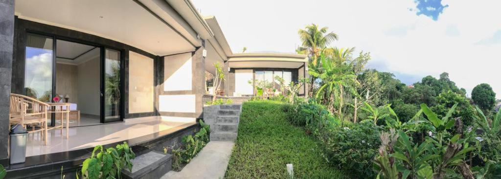 Heri house ubud view 5