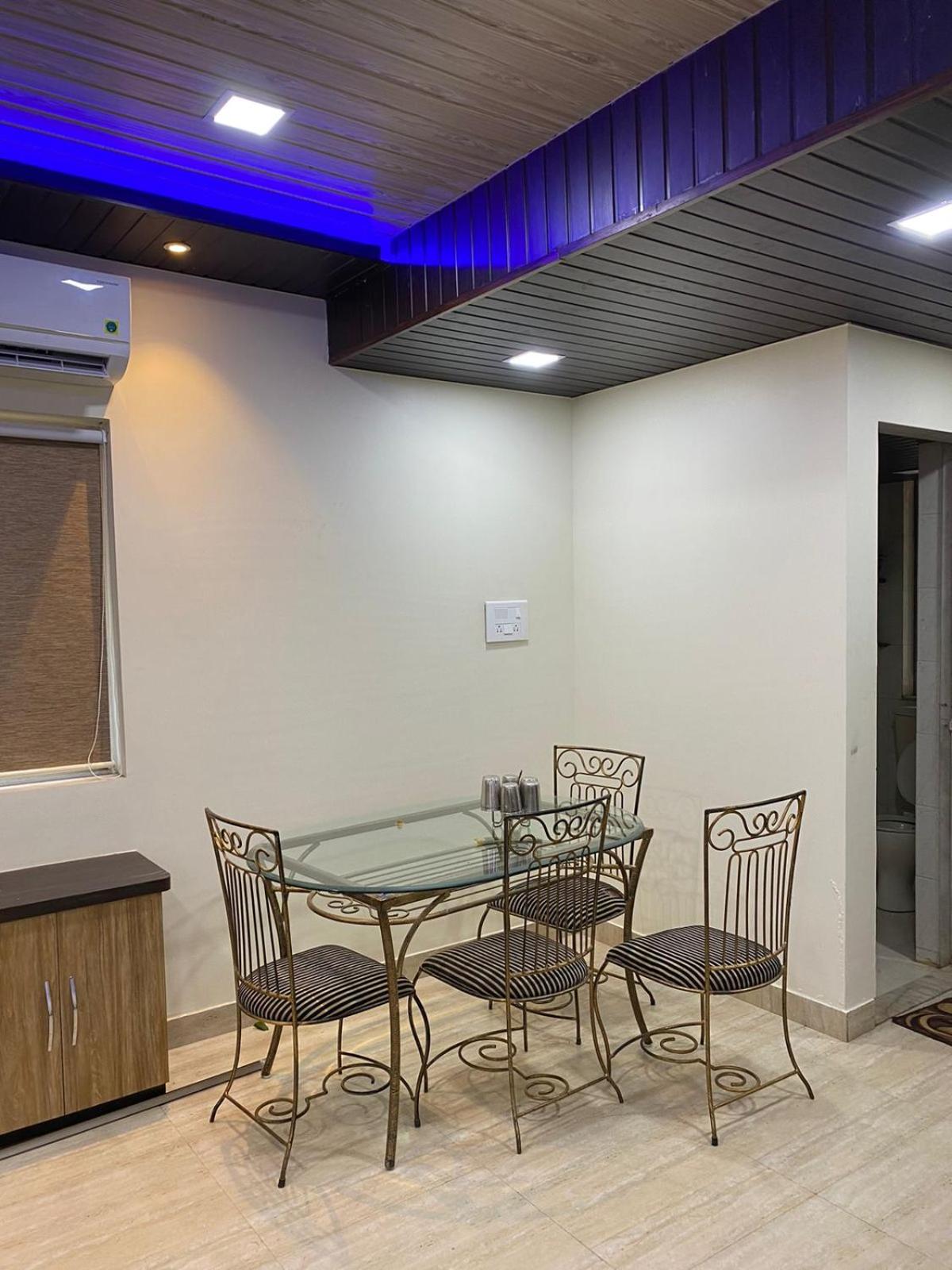 Ivy Pearl Houses Row House No 1 (2 BHK) with Common Pool view 5