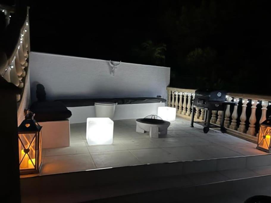 Luxury Four Bedroom Moraira Villa with Heated Pool
