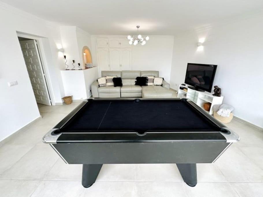 Luxury Four Bedroom Moraira Villa with Heated Pool