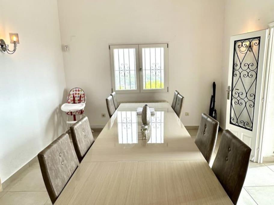 Luxury Four Bedroom Moraira Villa with Heated Pool