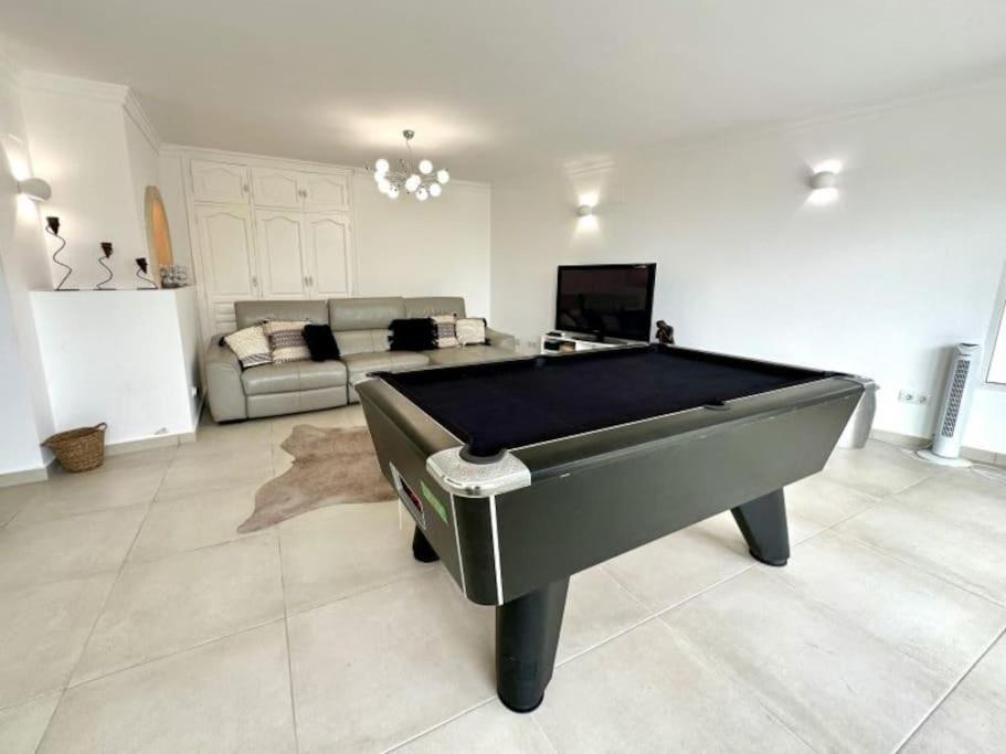 Luxury Four Bedroom Moraira Villa with Heated Pool