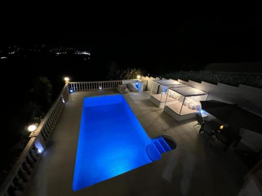 Luxury Four Bedroom Moraira Villa with Heated Pool