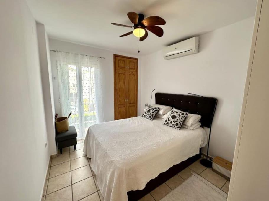Three bedroom villa with private pool in Golfers Paradise