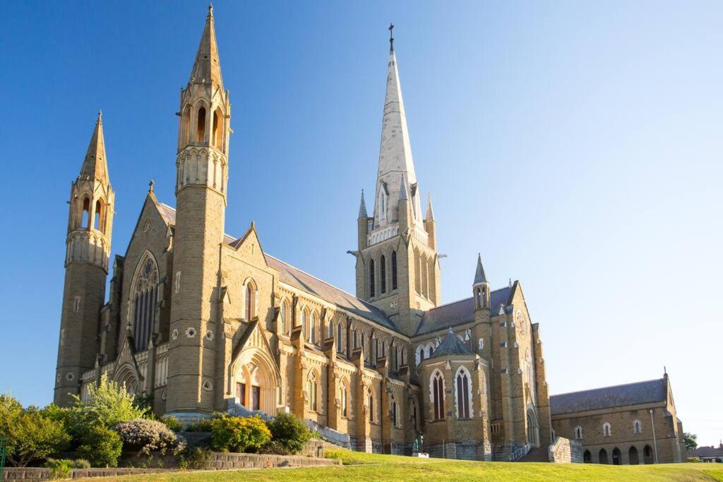 Luxury Home Away From Home in Heart Bendigo's CBD
