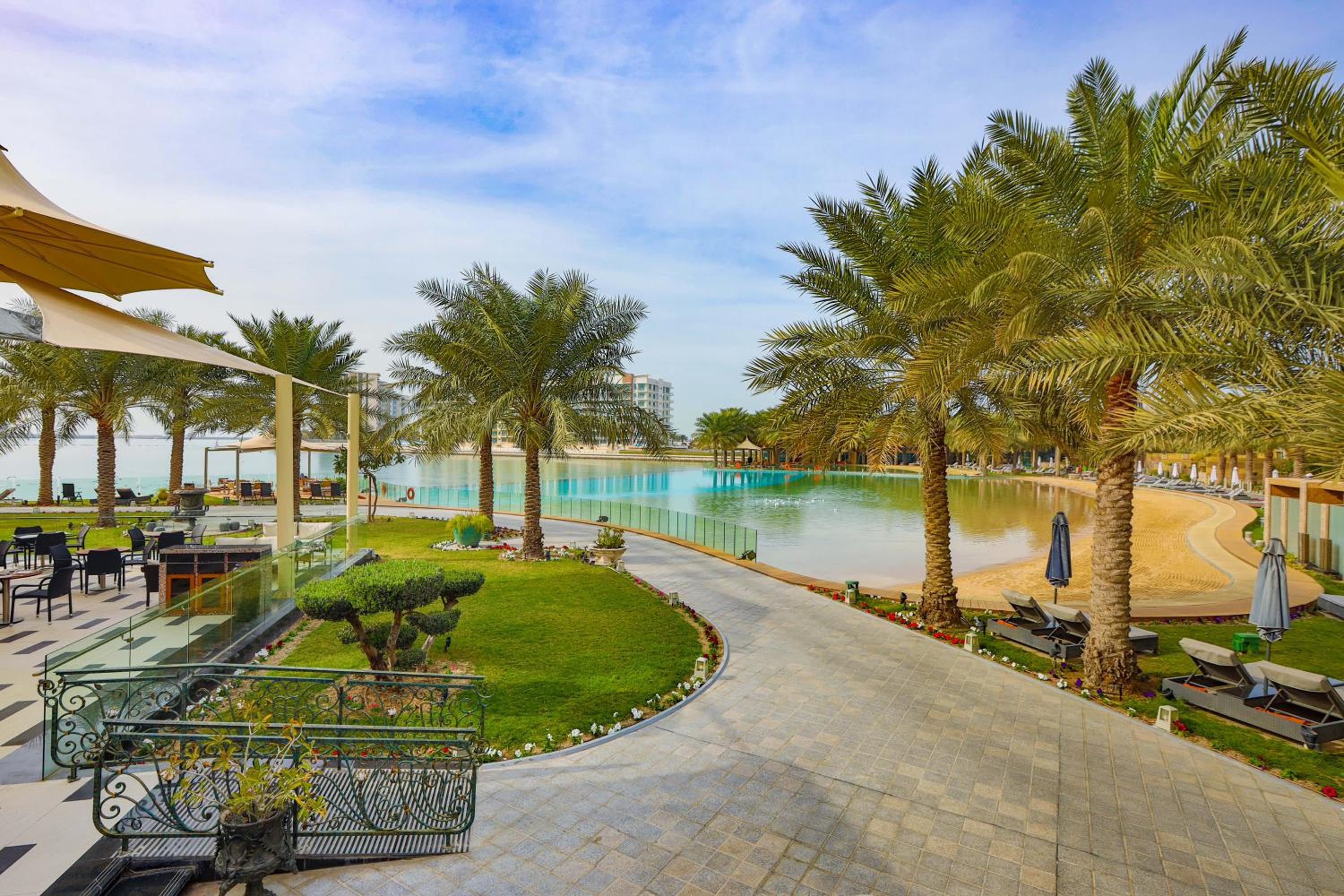 Palavra Resort