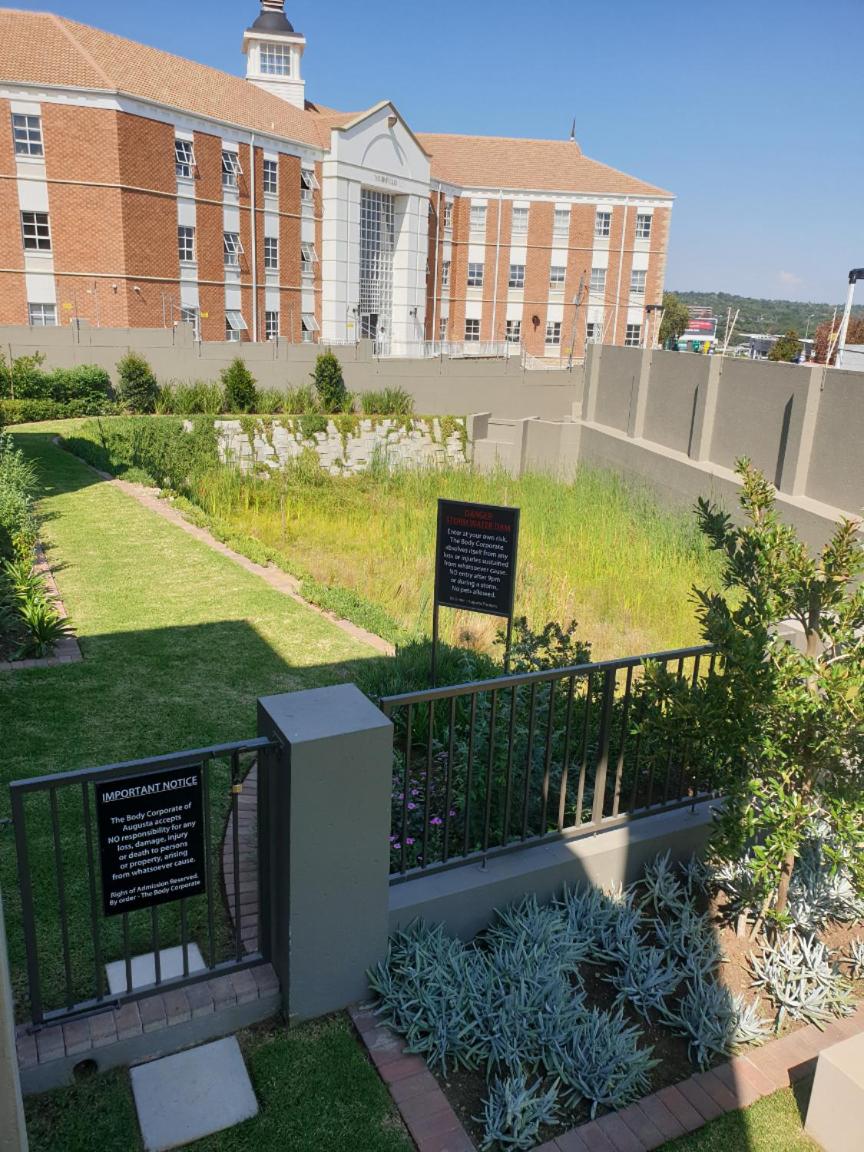 Nova Luxury Suites Fourways