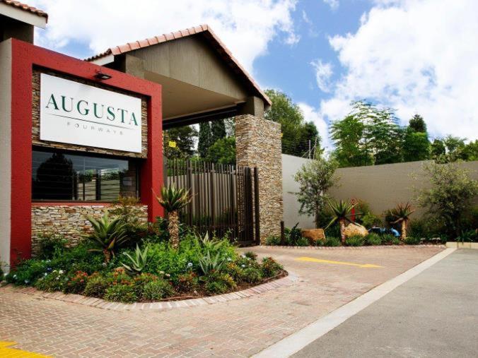 Nova Luxury Suites Fourways
