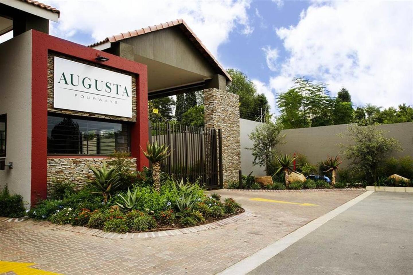 Nova Luxury Suites Fourways