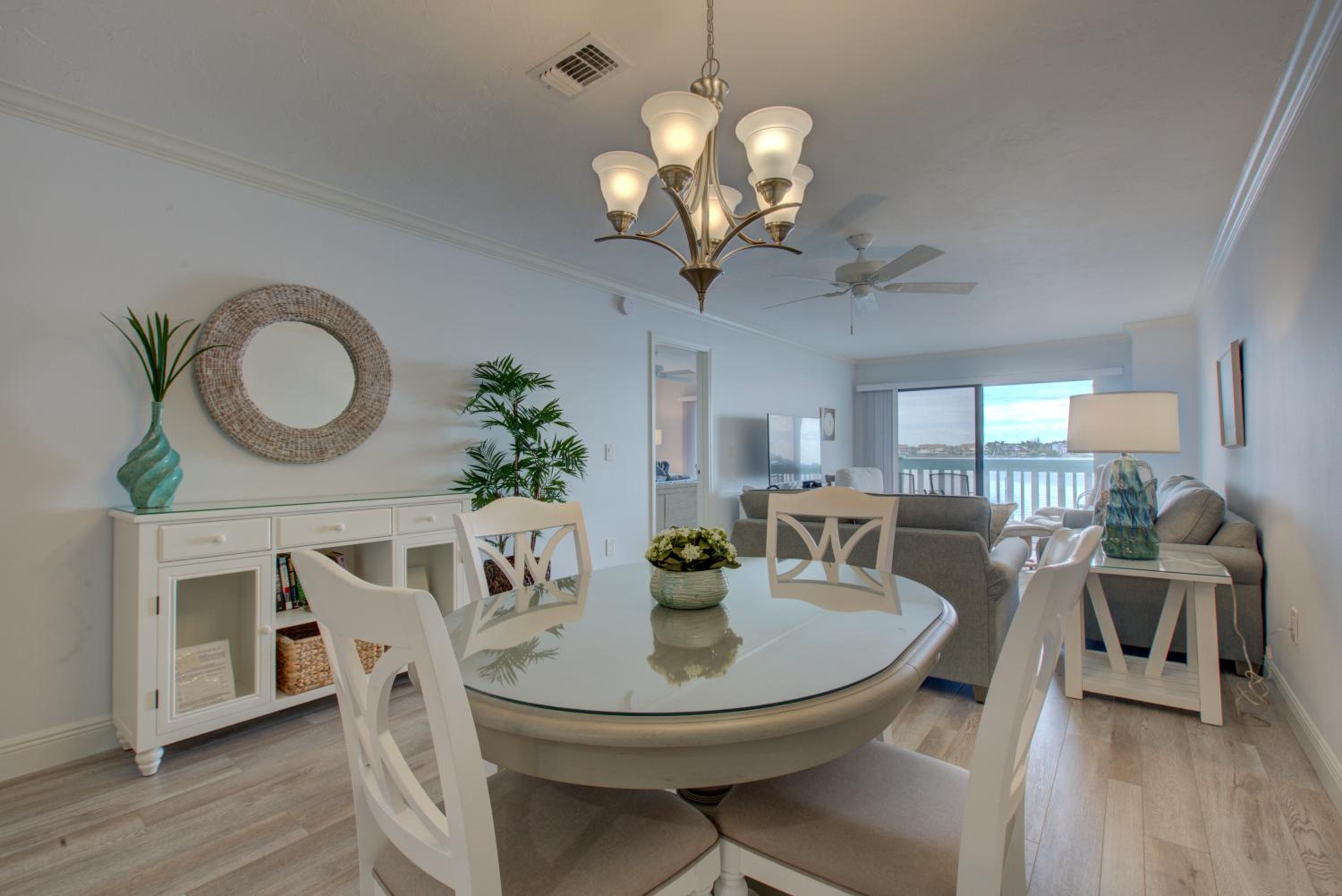Anna Maria Island Beach Palms 2B