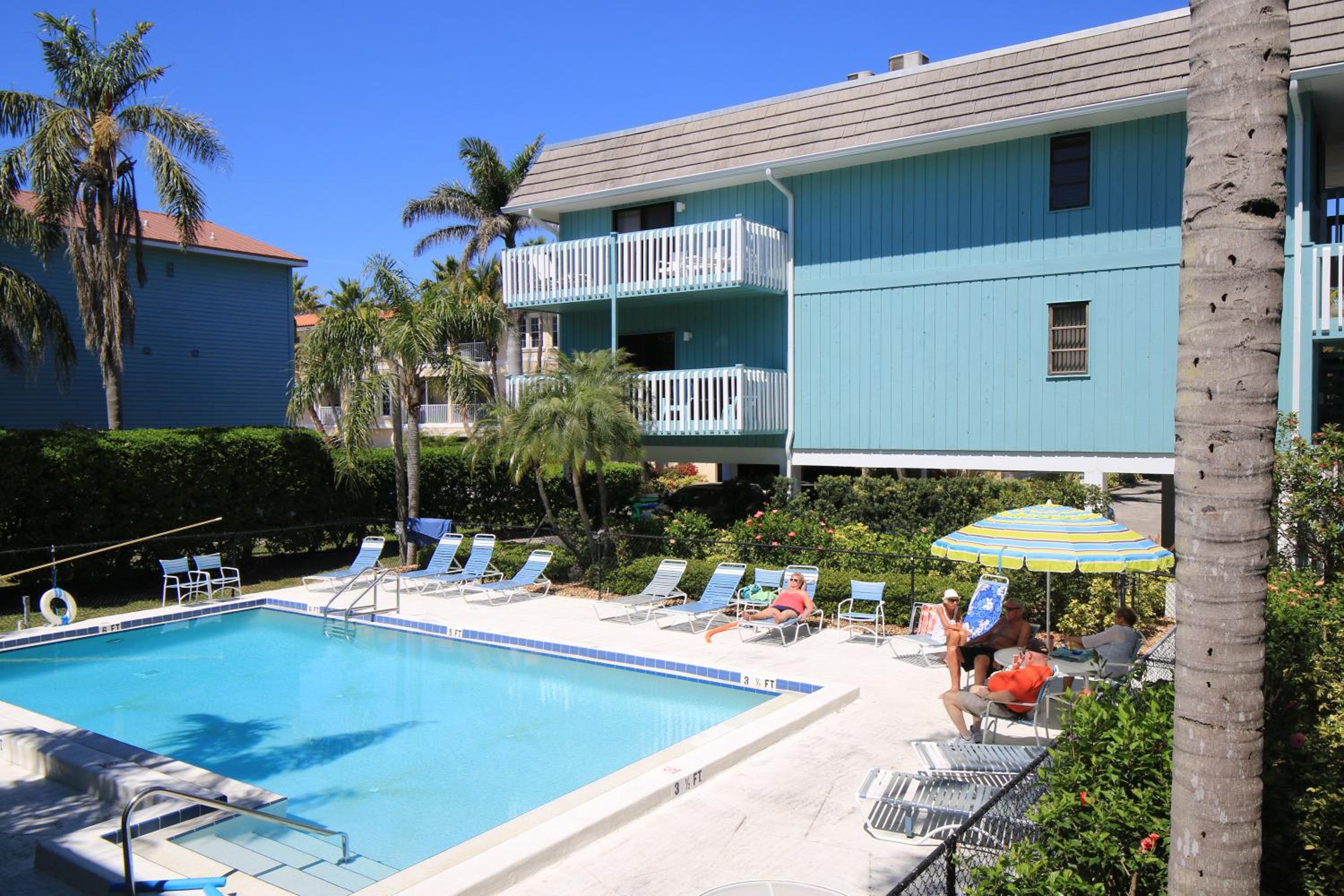 Anna Maria Island Beach Palms 2B