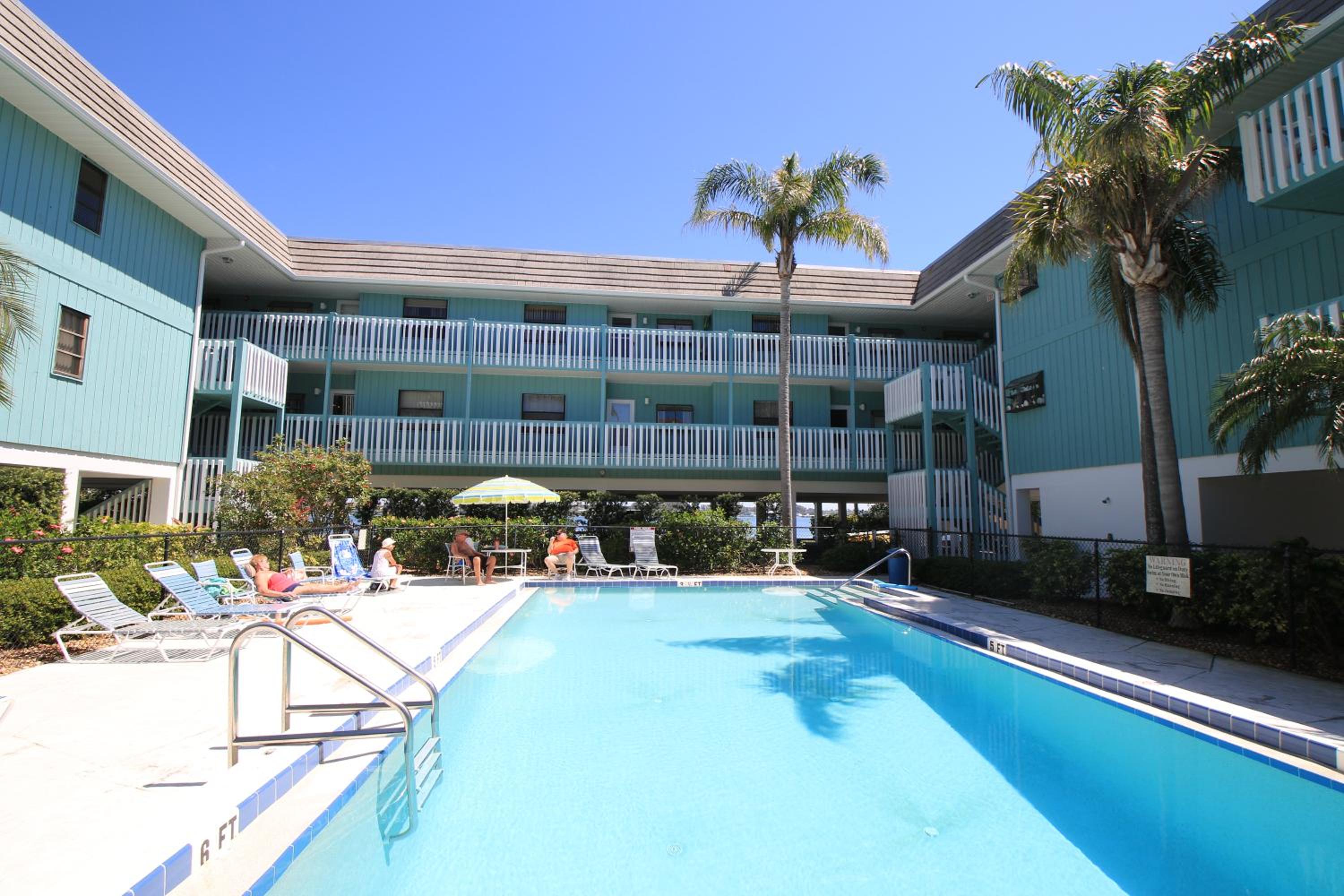 Anna Maria Island Beach Palms 2B
