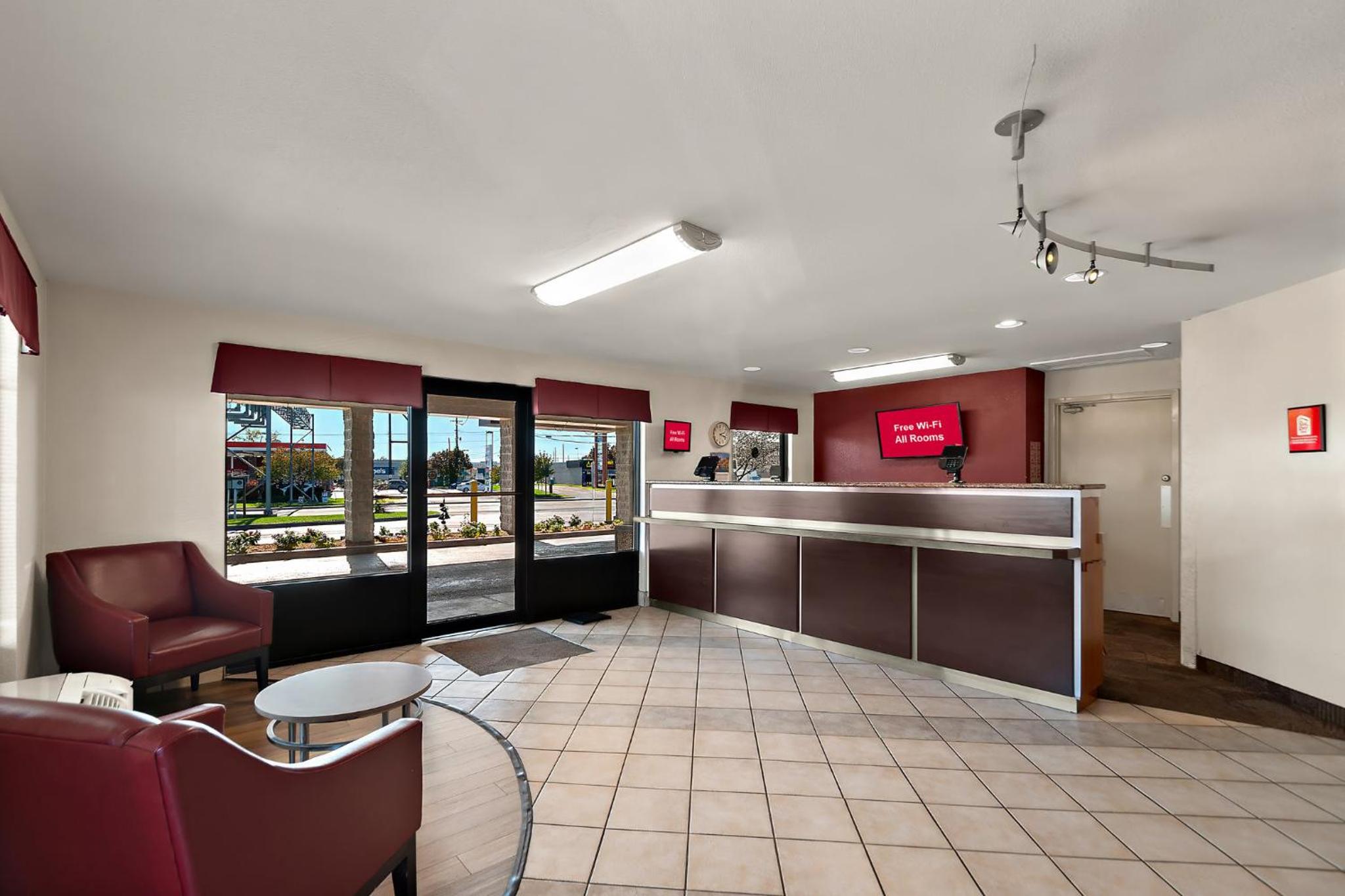 Winchester Vacations - Red Roof Inn Winchester, VA - Property Image 3