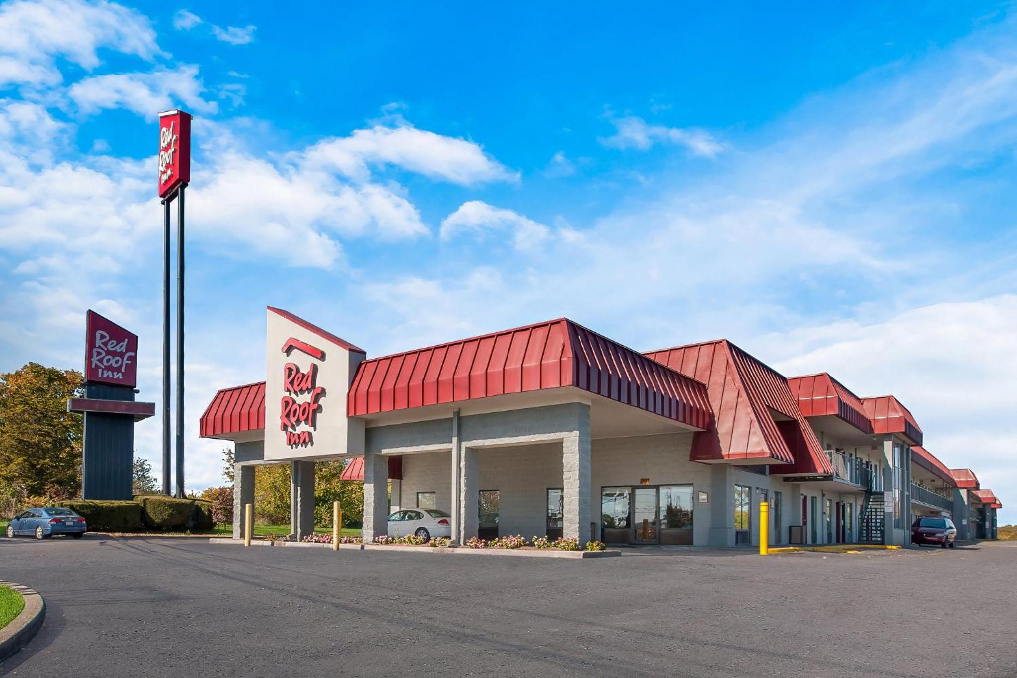 Winchester Vacations - Red Roof Inn Winchester, VA - Property Image 33