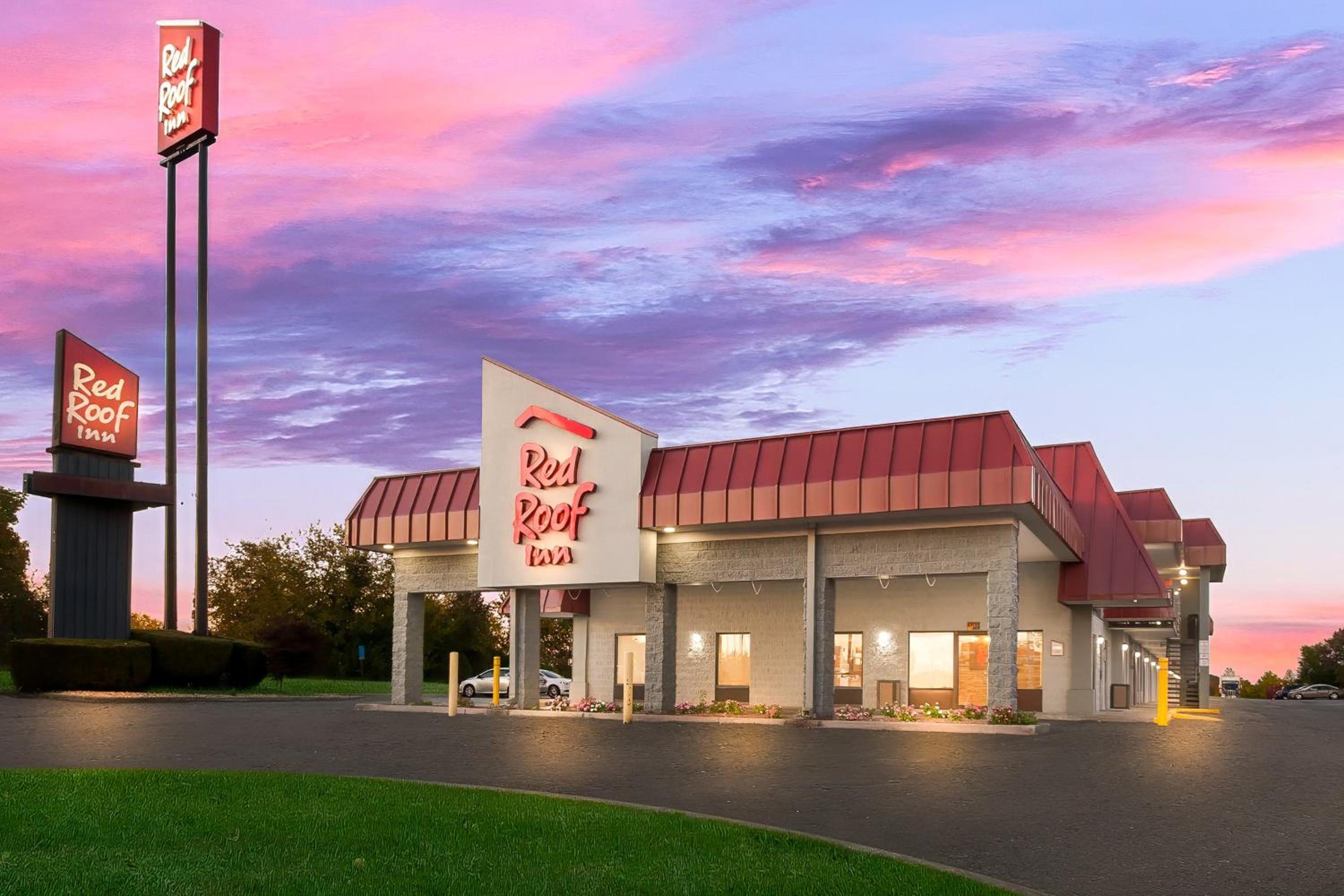 Winchester Vacations - Red Roof Inn Winchester, VA - Property Image 34