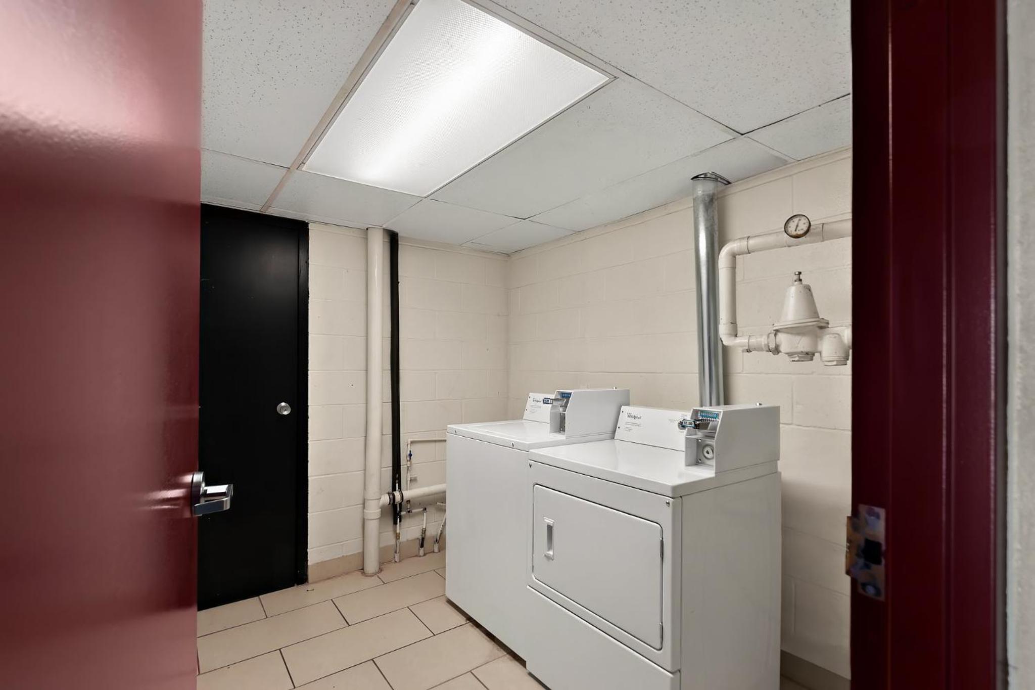 Winchester Vacations - Red Roof Inn Winchester, VA - Property Image 7