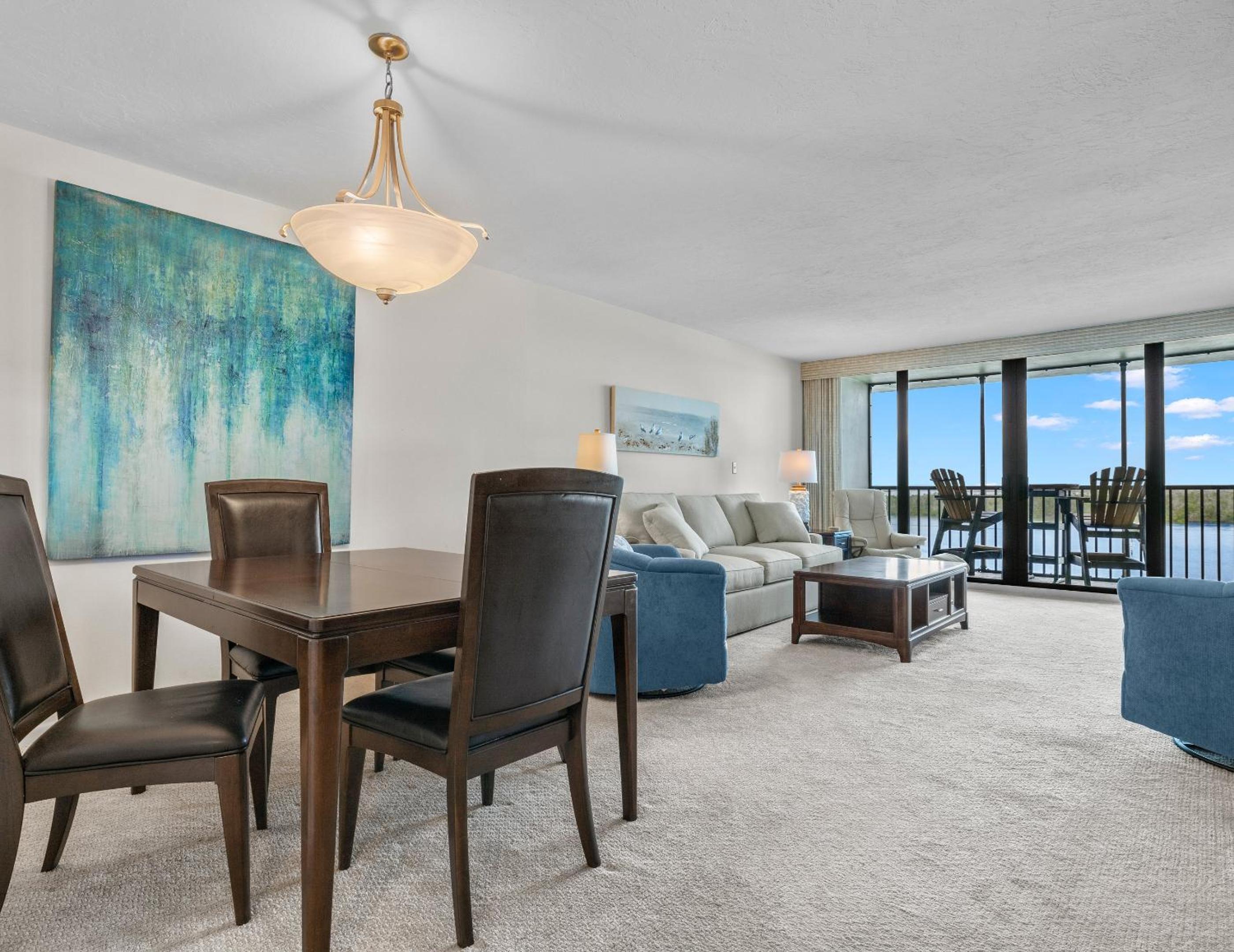 Palms of Bay Beach 4F view 3