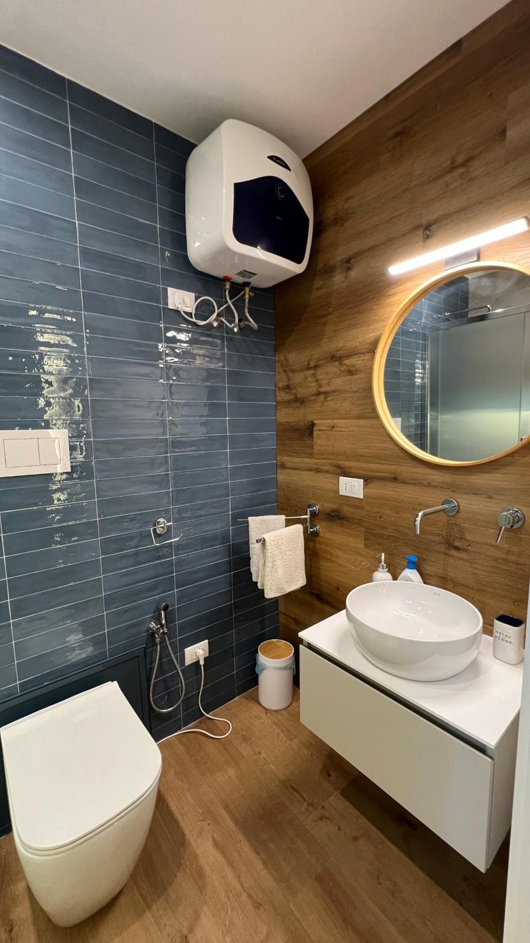 Le Stanze del Re en Palermo — bathroom