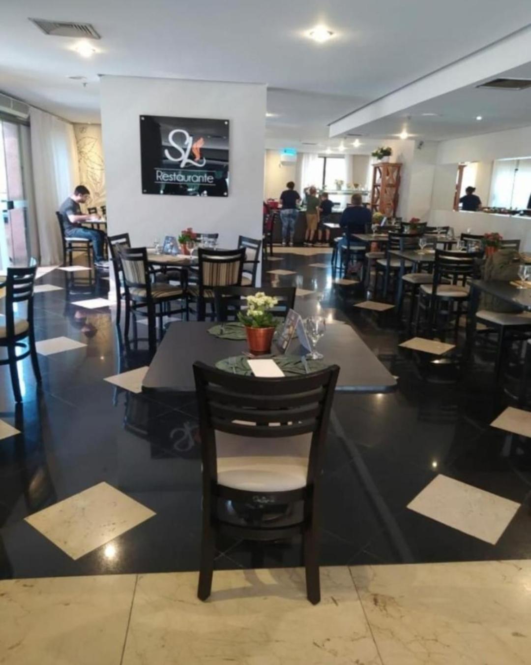 Golden Flat's - Slaviero Guarulhos