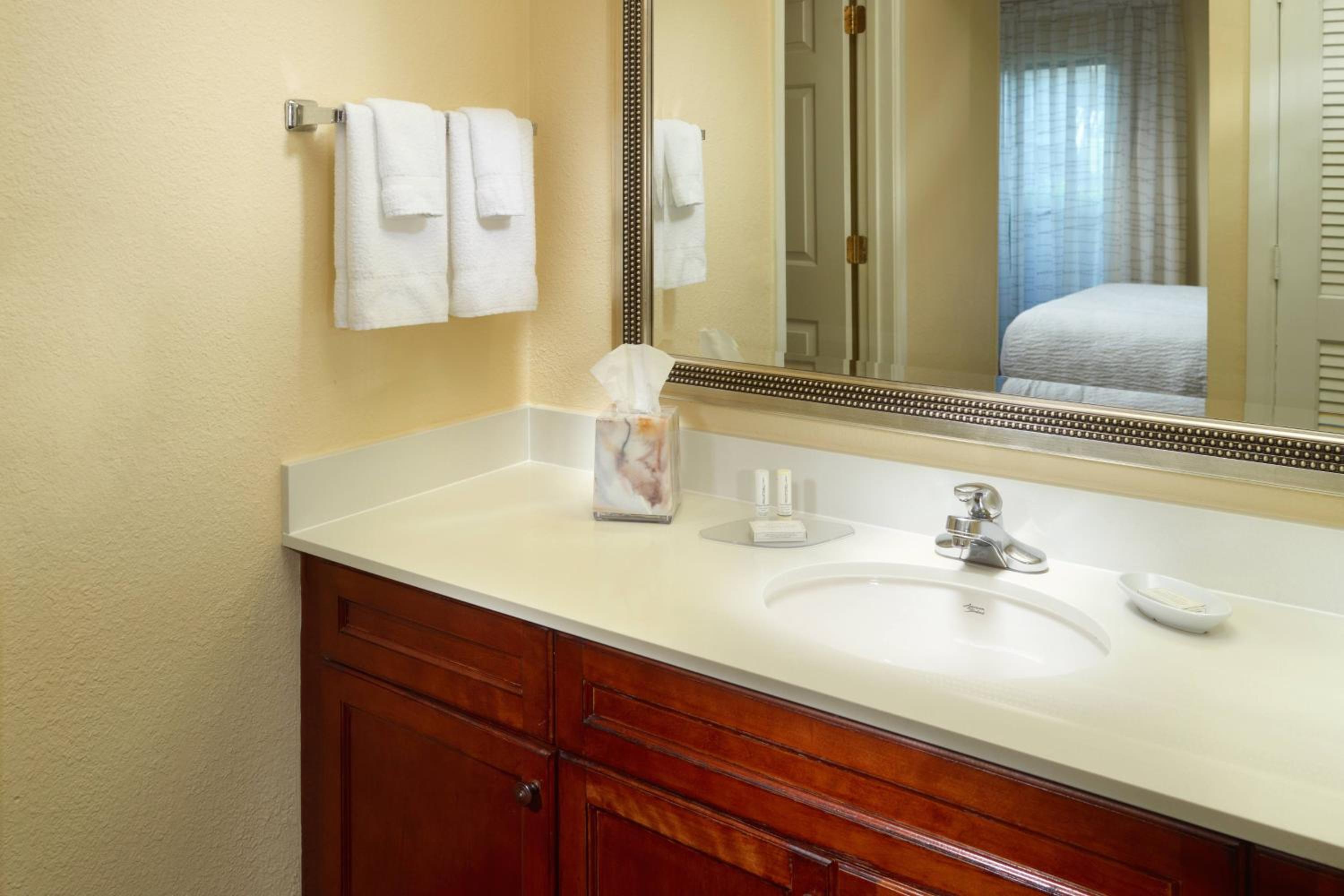 Residence Inn by Marriott Nashville Airport - Property Image 14