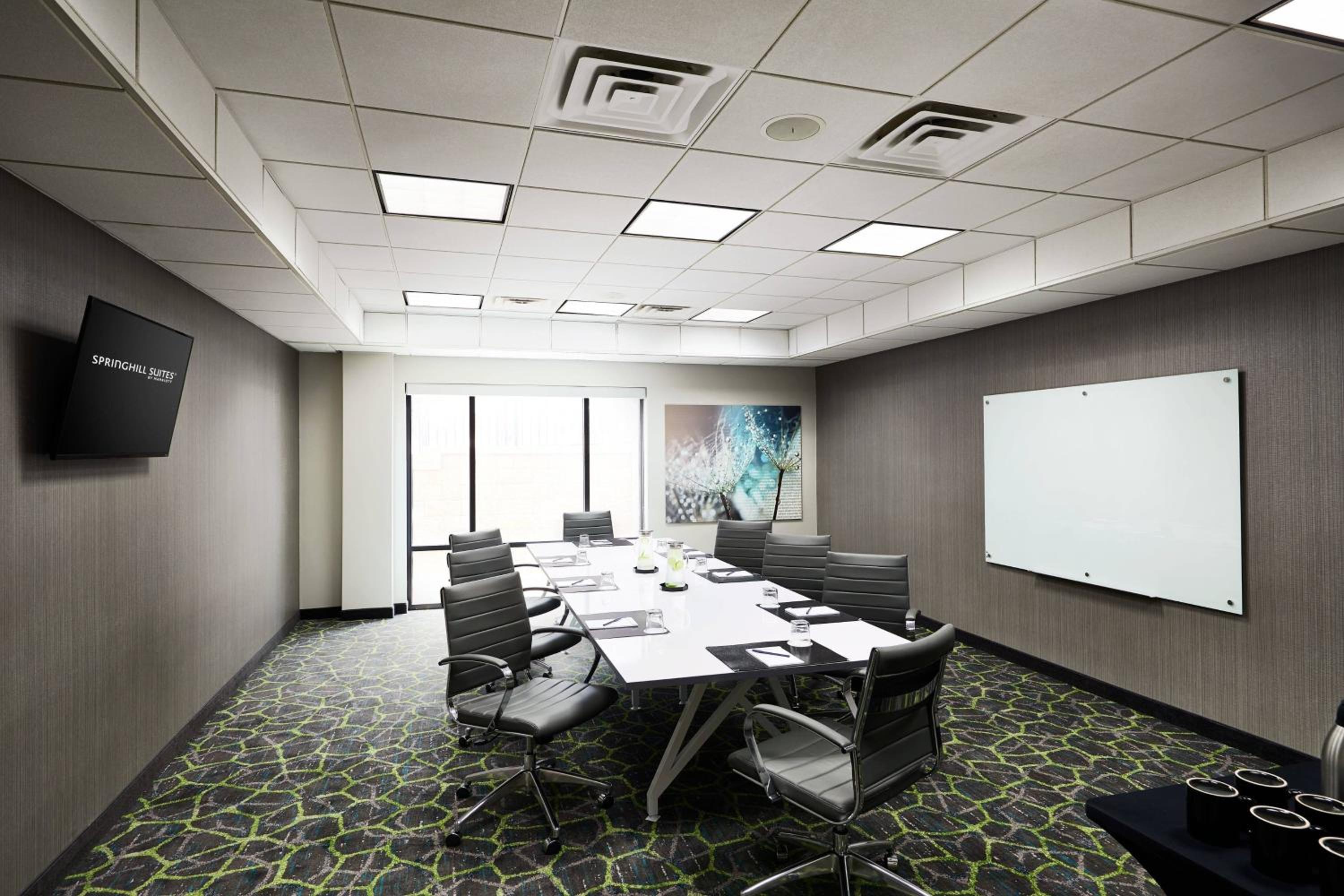 SpringHill Suites St. Louis Brentwood - Property Image 3