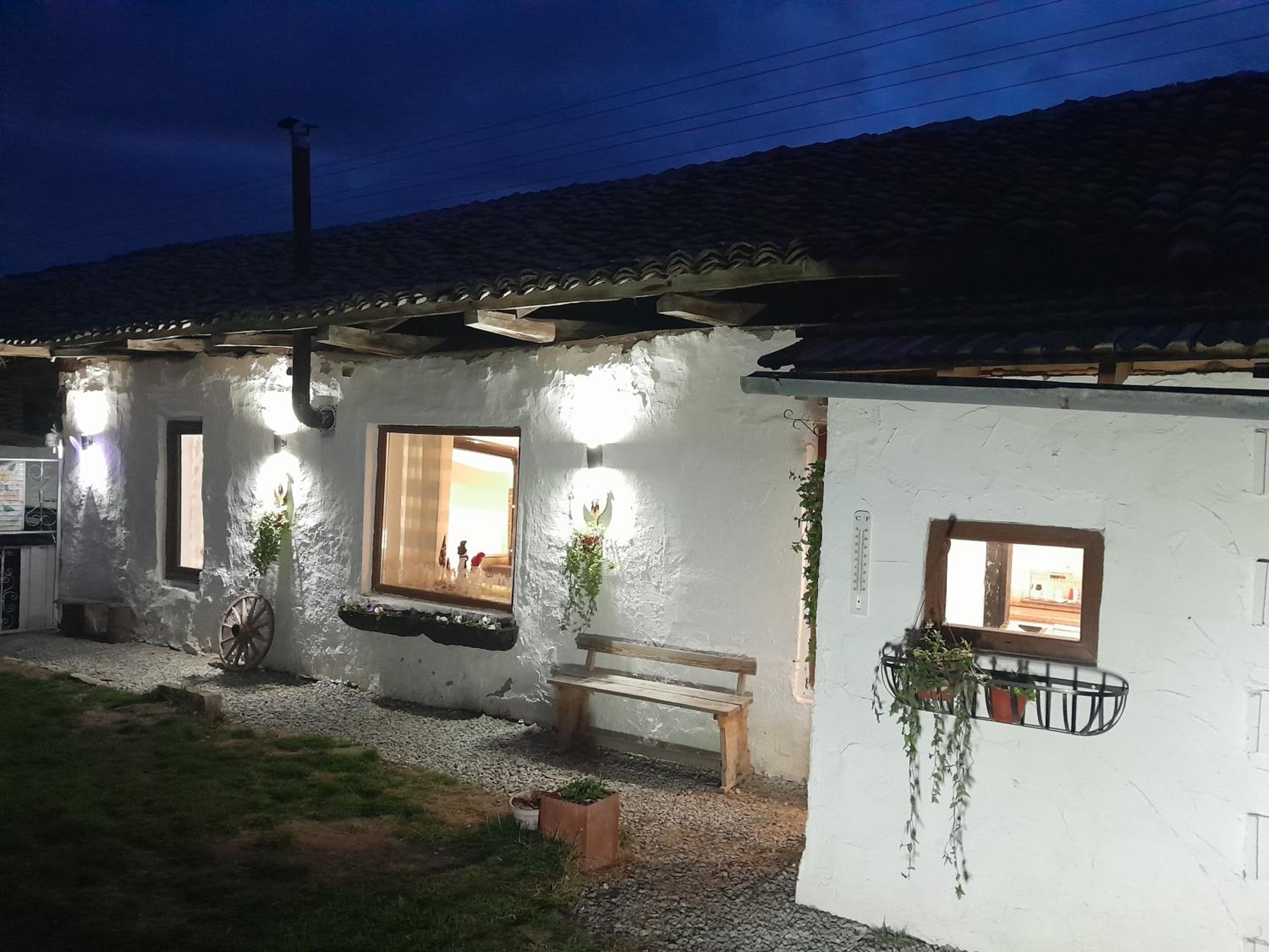 Serendipity Cottage Palamartsa