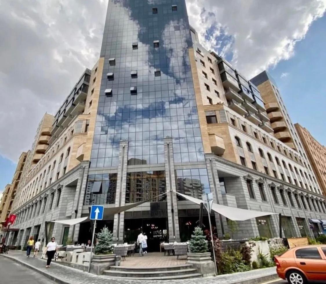 Red Ararat apartments