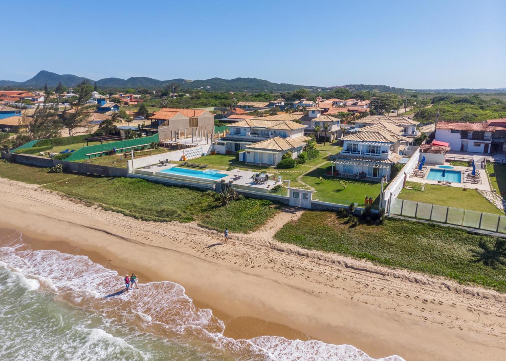 Top beach house Manguinhos