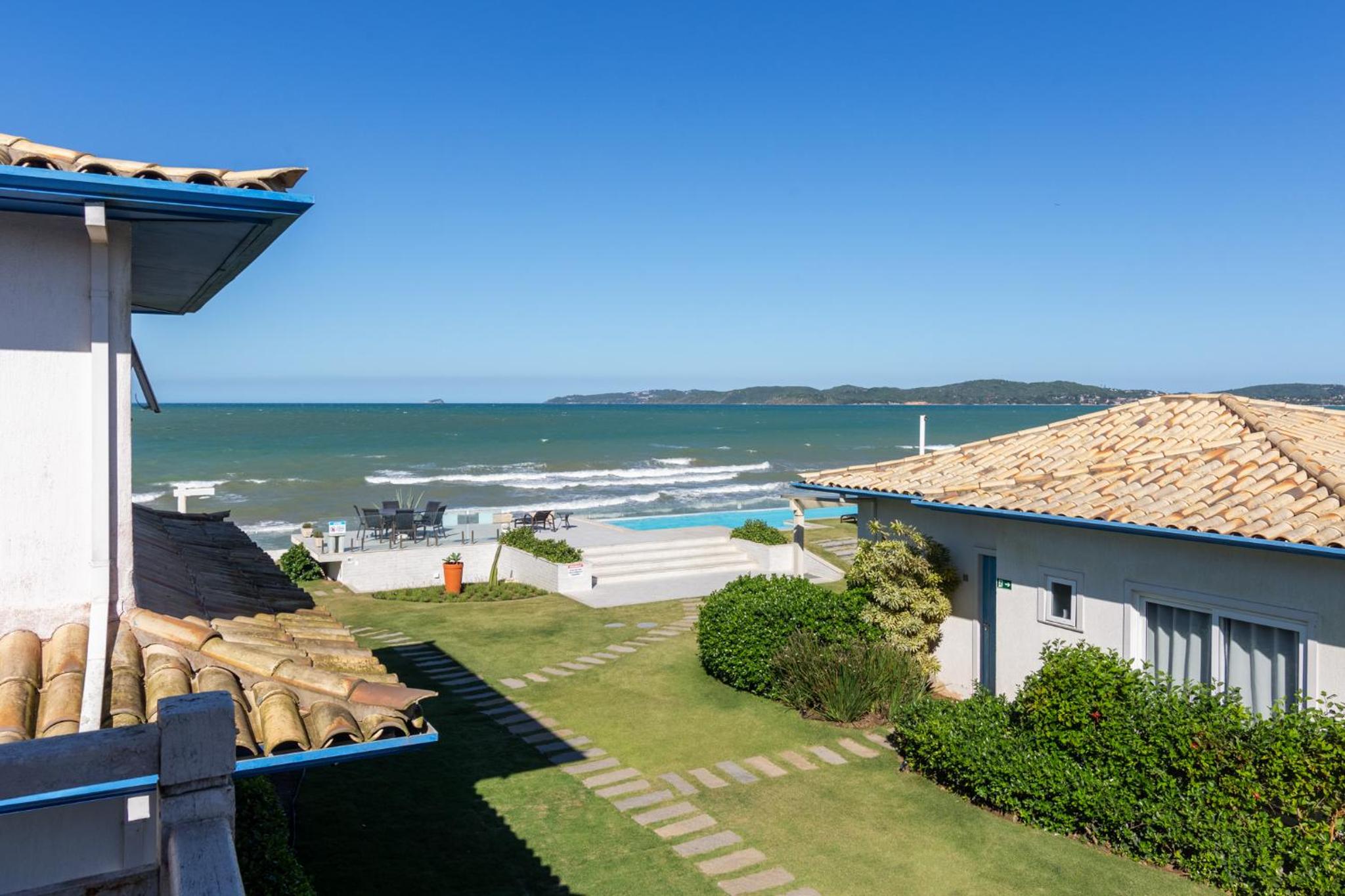 Top beach house Manguinhos