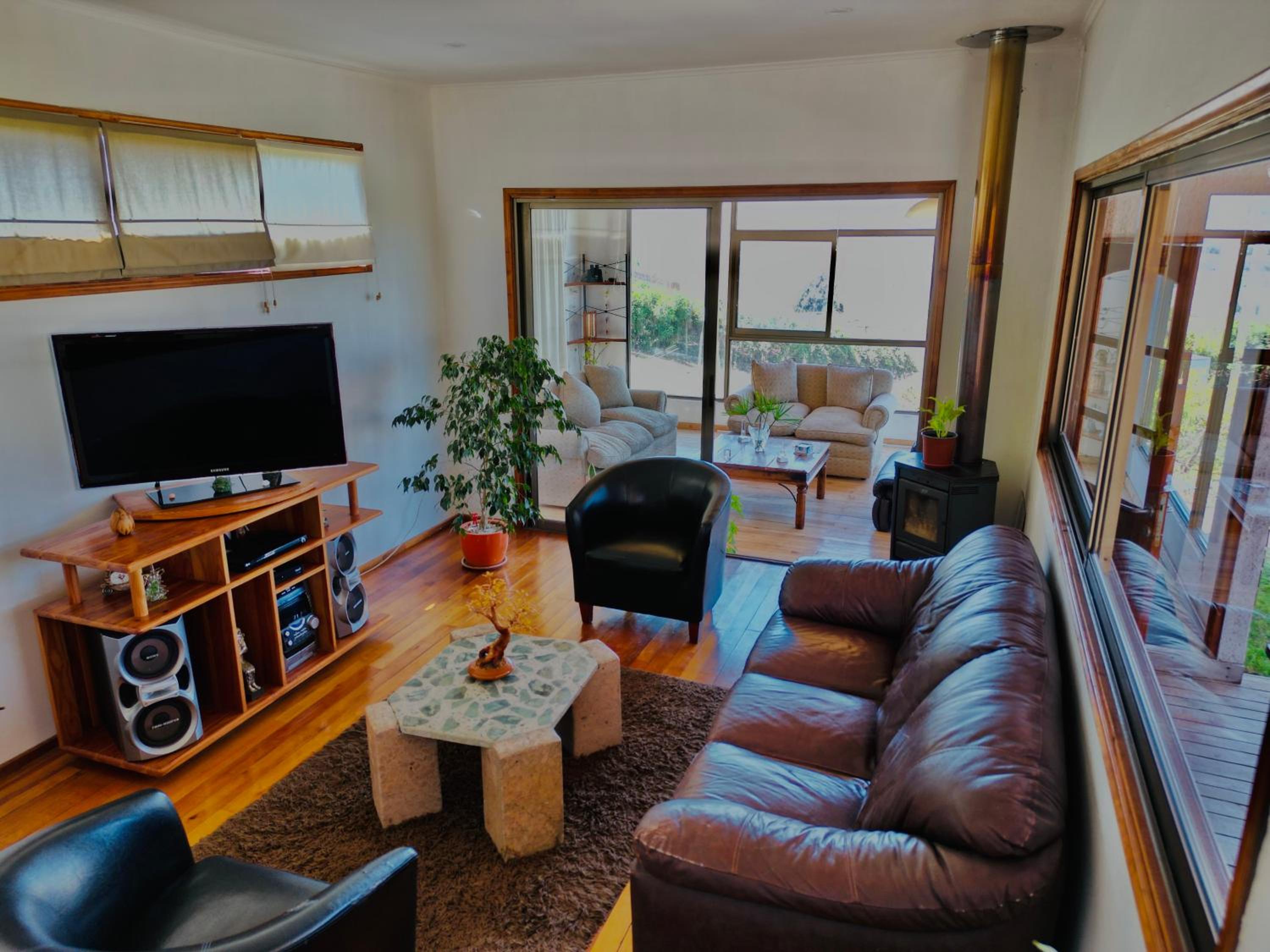 HERMOSA Y MODERNA CASA VACACIONAL