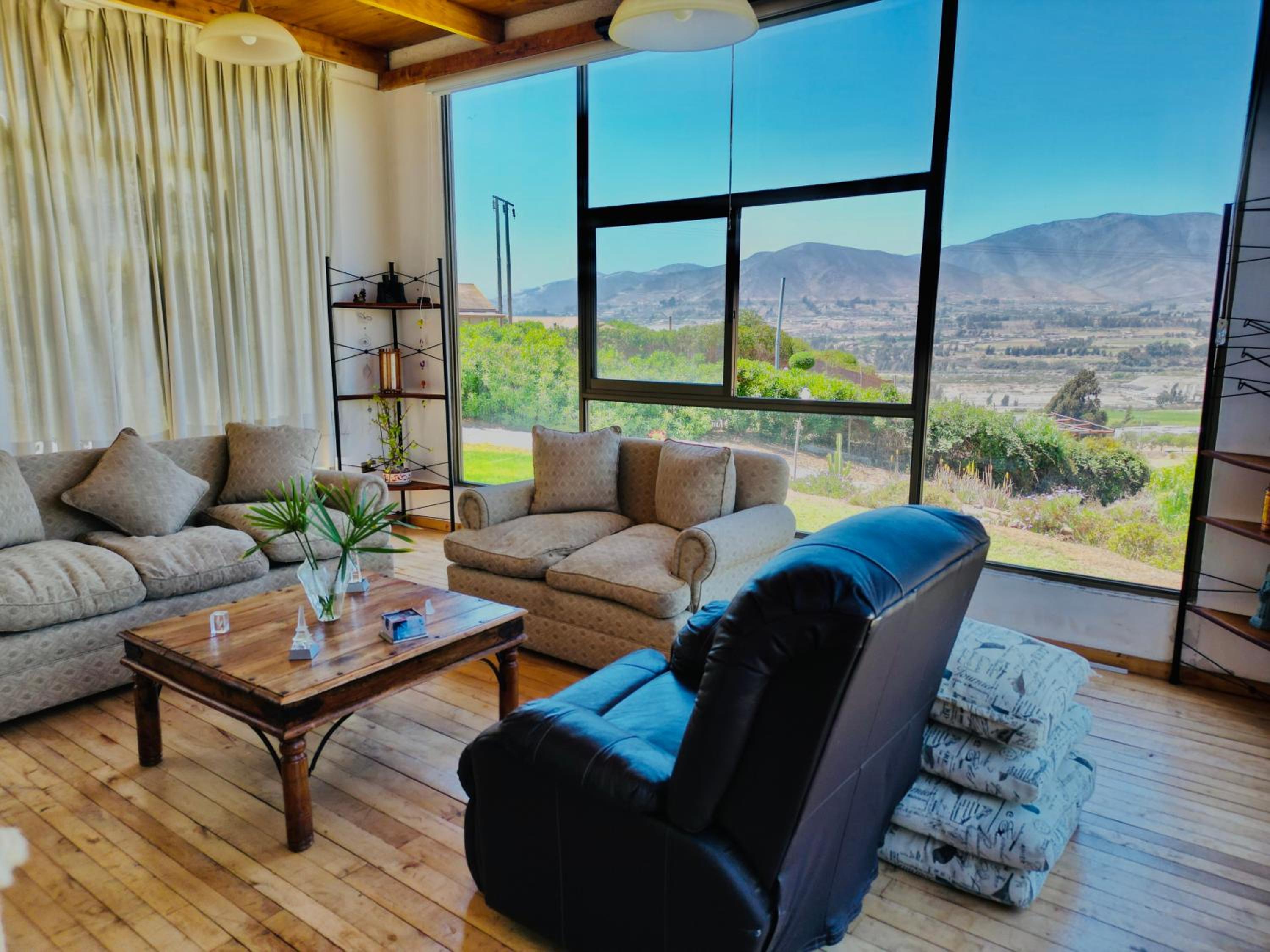 HERMOSA Y MODERNA CASA VACACIONAL