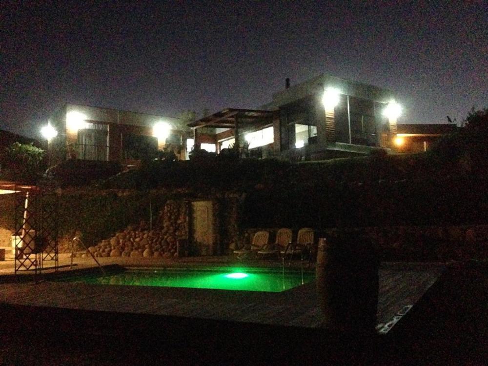 HERMOSA Y MODERNA CASA VACACIONAL