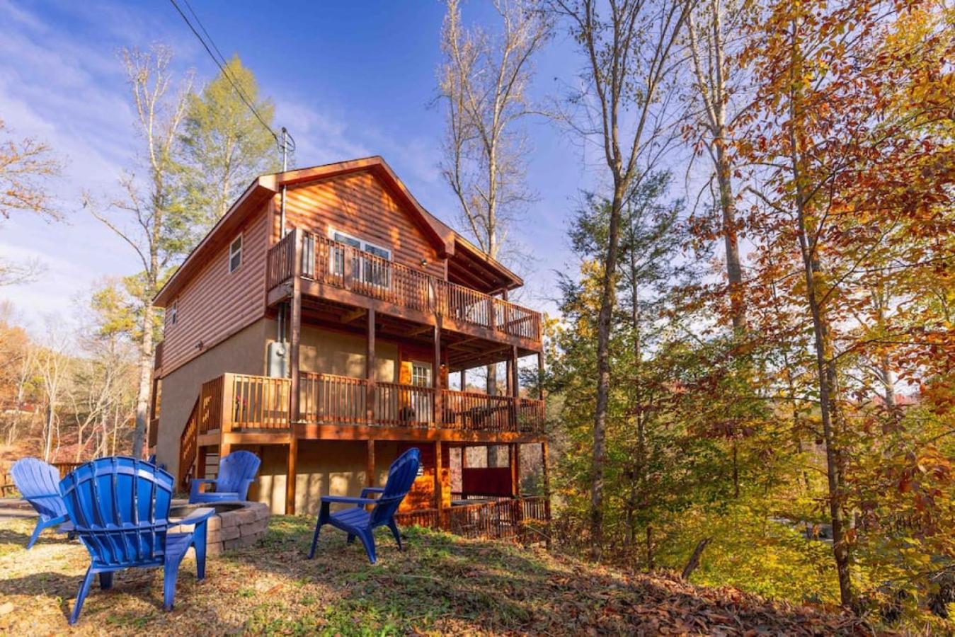 Dollywood Delights by Ghosal Luxury Lodging view 4