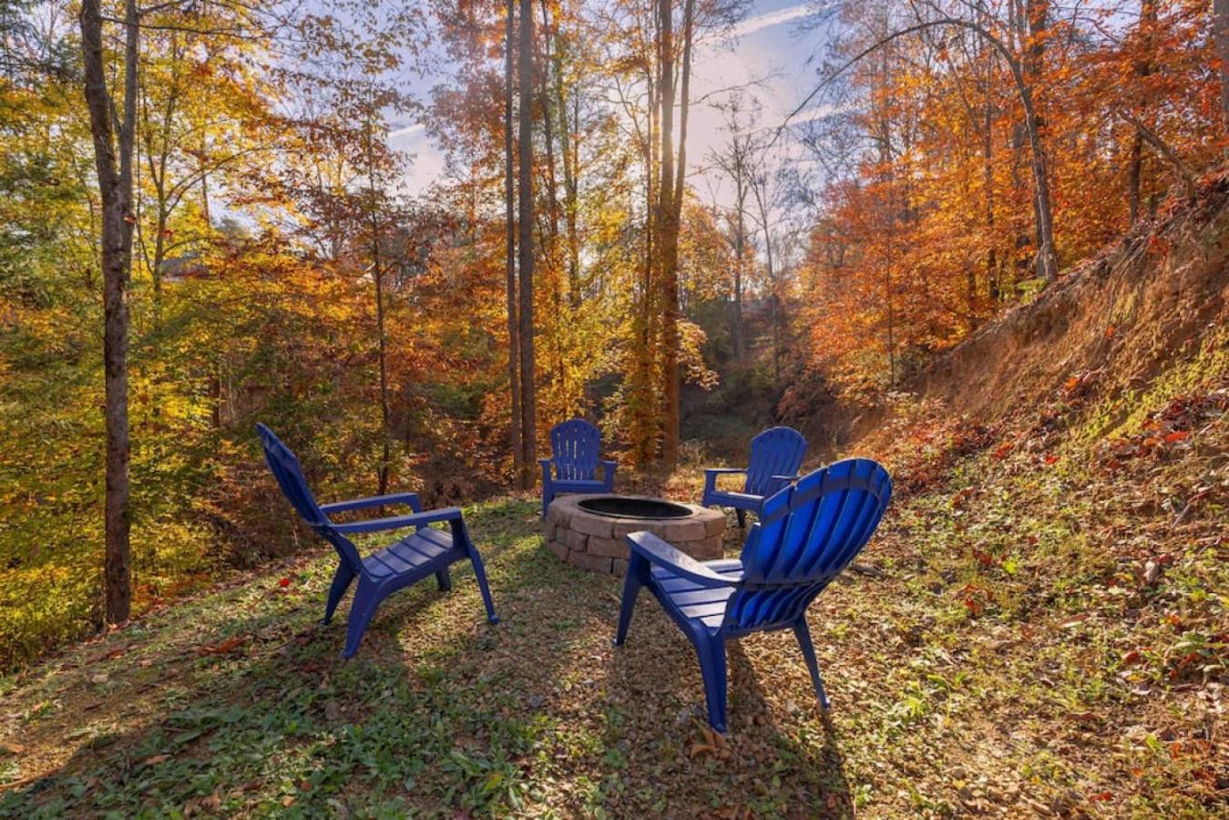 Dollywood Delights by Ghosal Luxury Lodging view 2