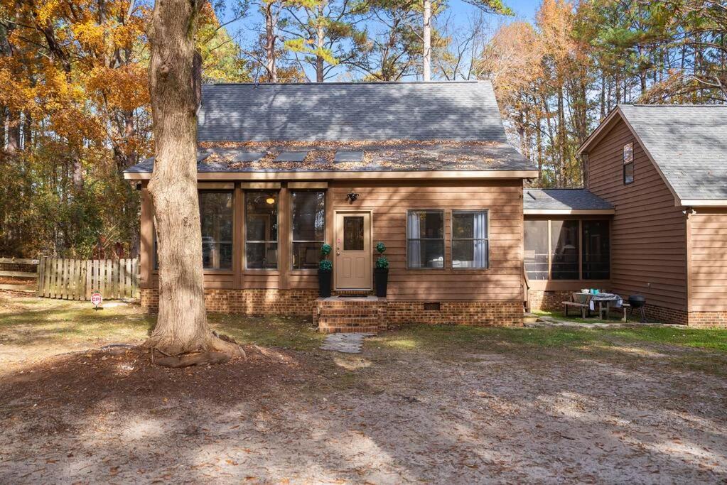 Modern Cabin Oasis - 2 Acre! view 5