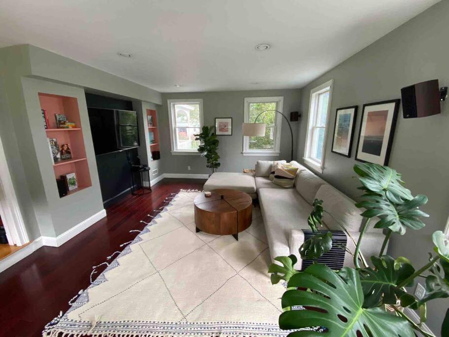 “The Hampton”, Modern Coastal Charm view 5