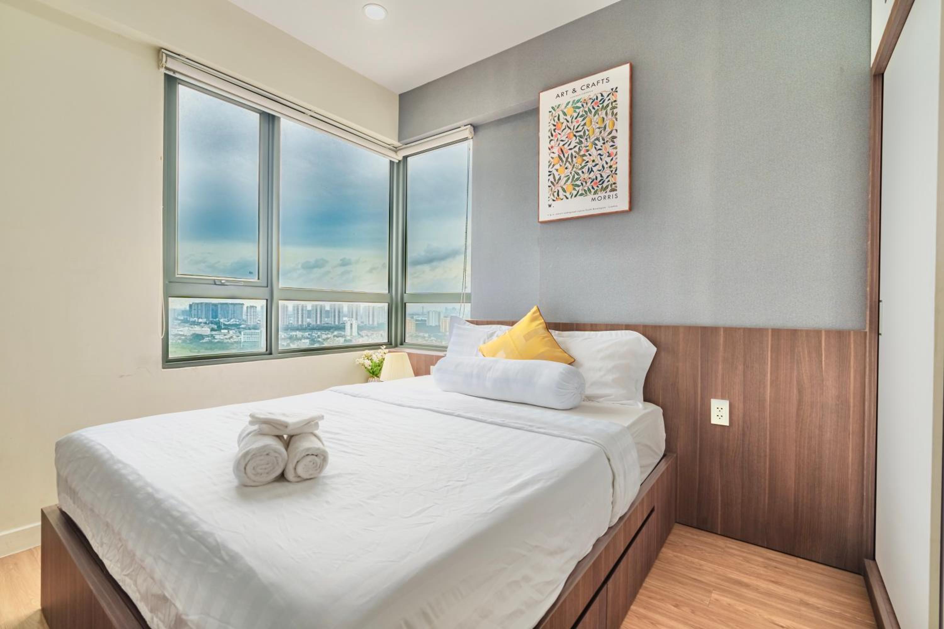 ambiHOME 3BR 2WC in Masteri Thao Dien District 2
