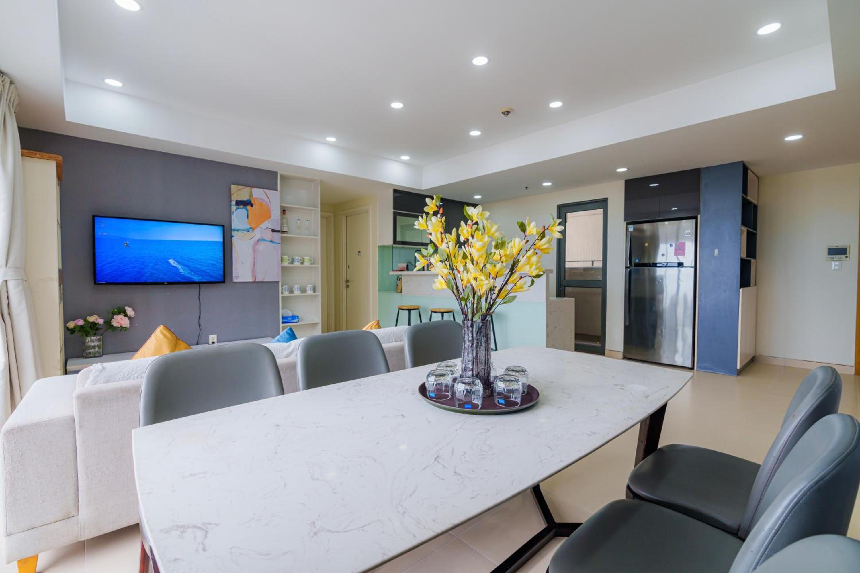 ambiHOME 3BR 2WC in Masteri Thao Dien District 2
