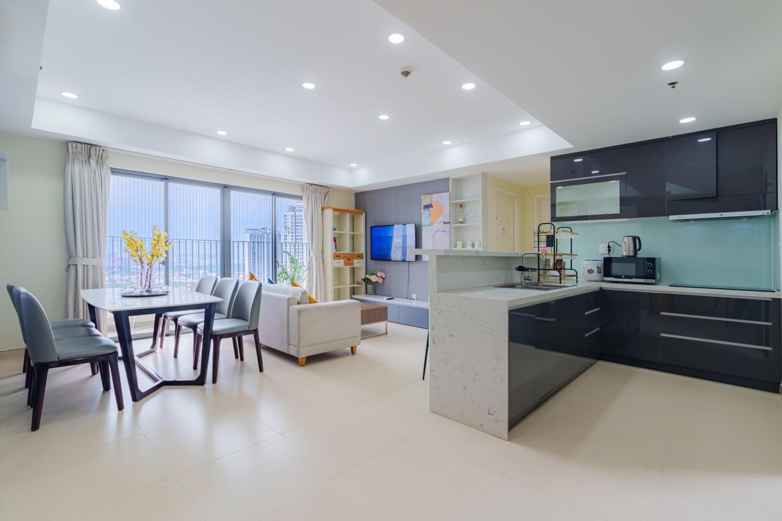 ambiHOME 3BR 2WC in Masteri Thao Dien District 2